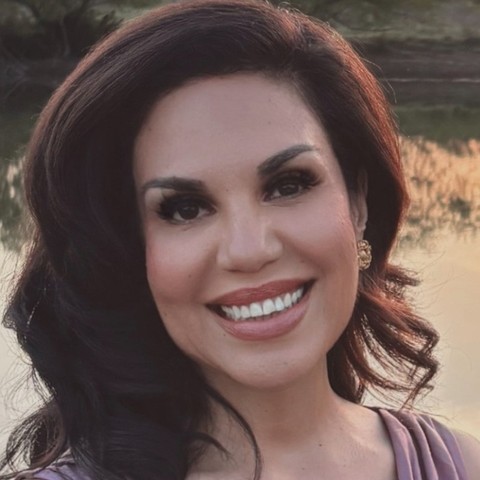 Christy Mendoza